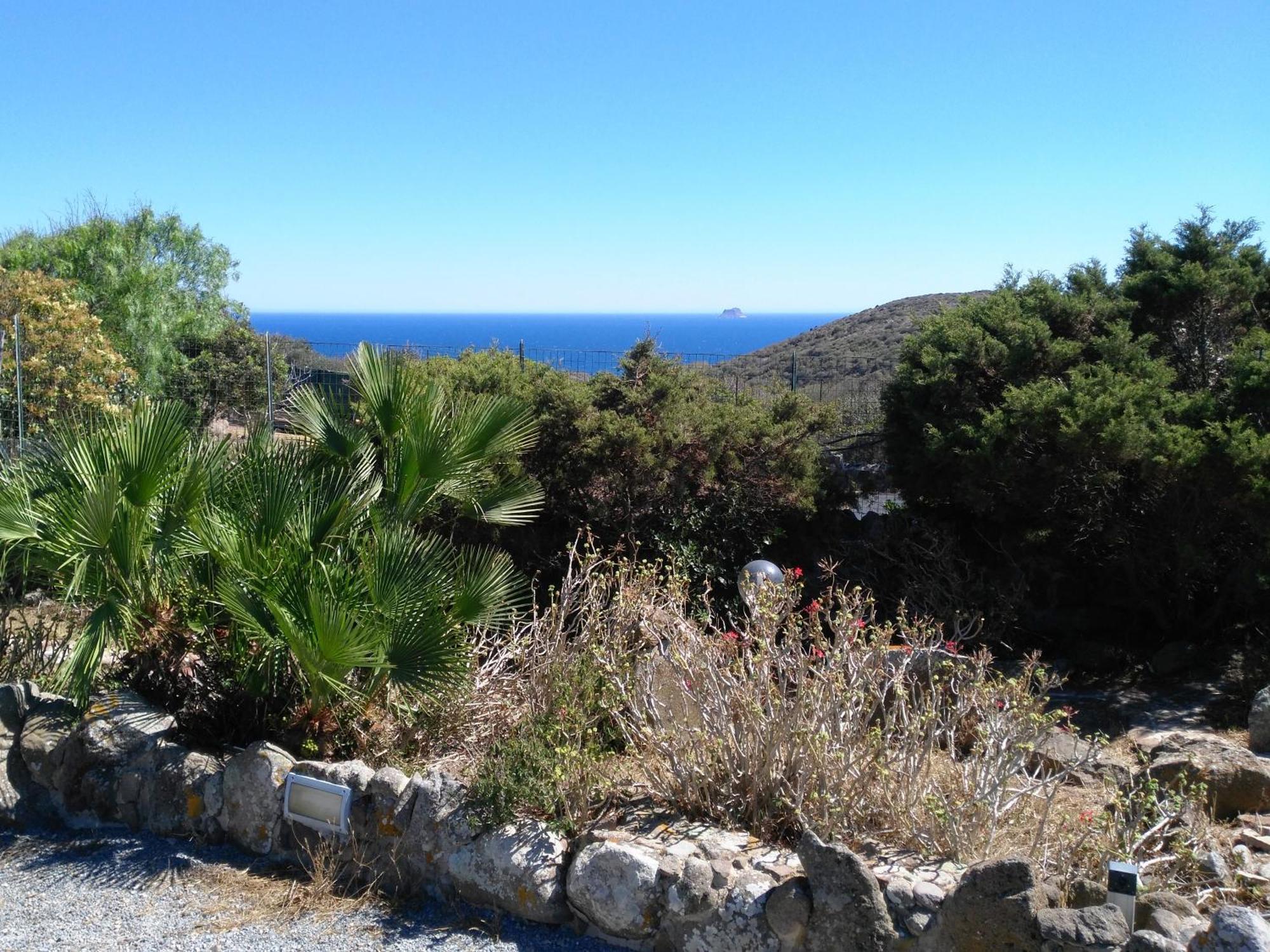 SantʼAntìoco B&B Glamping Semaforo Capo Sperone المظهر الخارجي الصورة